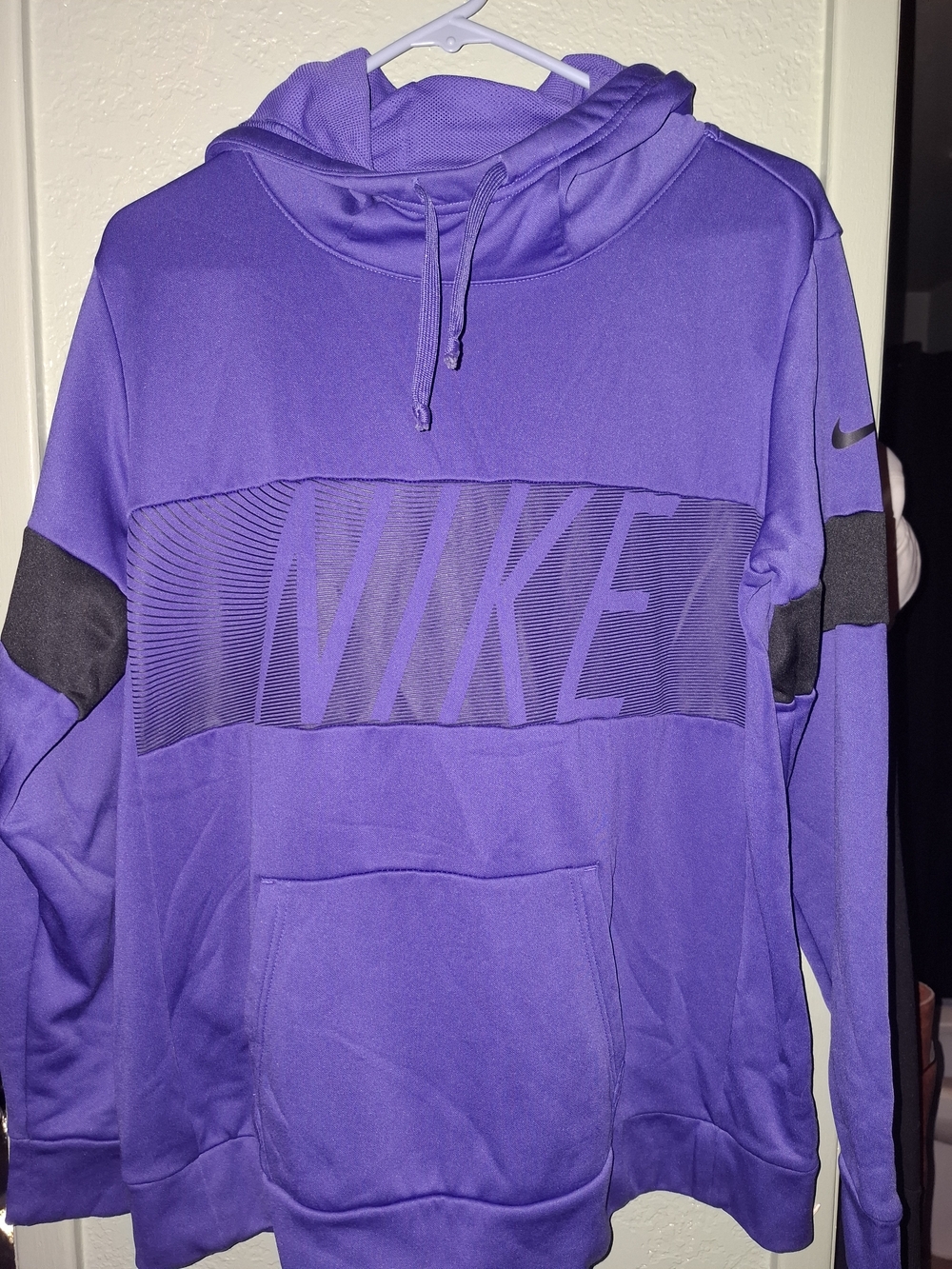 Nike Men’s Purple Pullover Hoodie